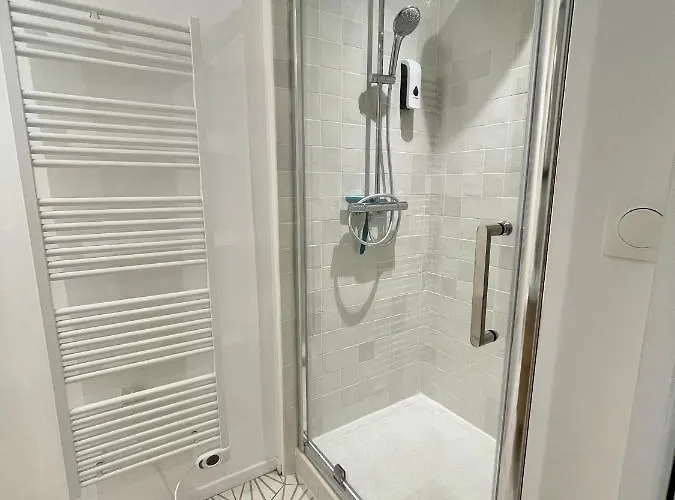 Hyper Centre Ideal Gare